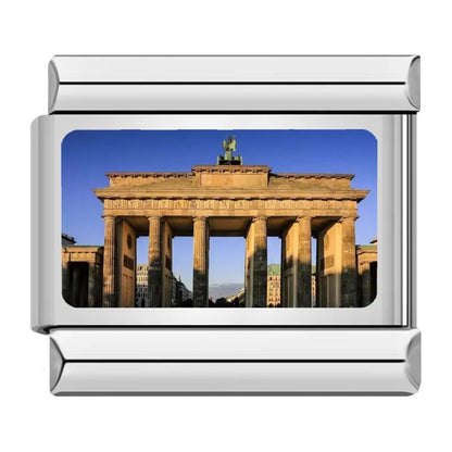 THE BRANDENBURG GATE GERMANY