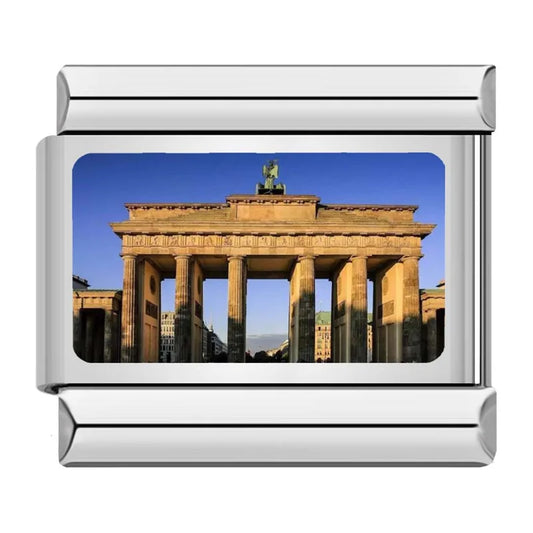 THE BRANDENBURG GATE GERMANY